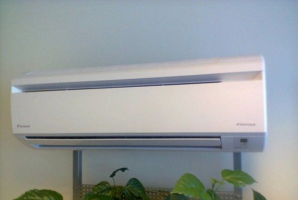 Настенный кондиционер (сплит-система) Daikin ATYN60L / ARYN60L с зимним комплектом (-40)